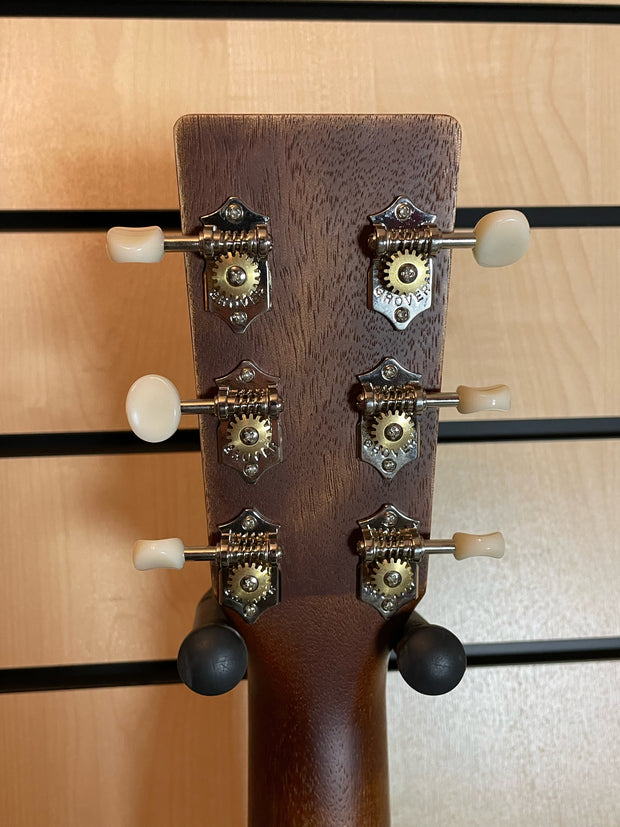 Sigma 000M-15E Aged 15 Series Westerngitarre