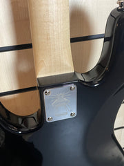 Duesenberg Chris Chaney Signature Alliance Series Schwarz E-Bass