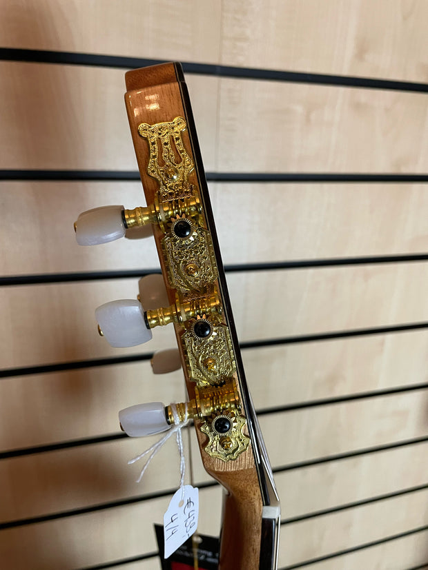 Admira Artesania A8 Klassikgitarre