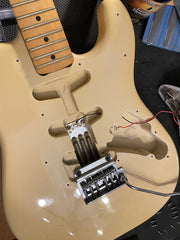 Fender 1983 Dan Smith Stratocaster MN Blonde E-Gitarre Inkl. Koffer gebraucht