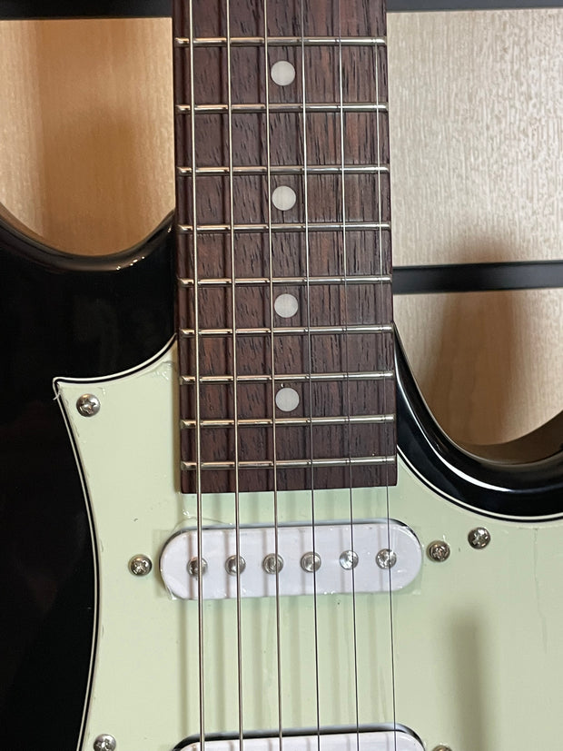 Ibanez AZES40-BK AZ Essentials E-Gitarre