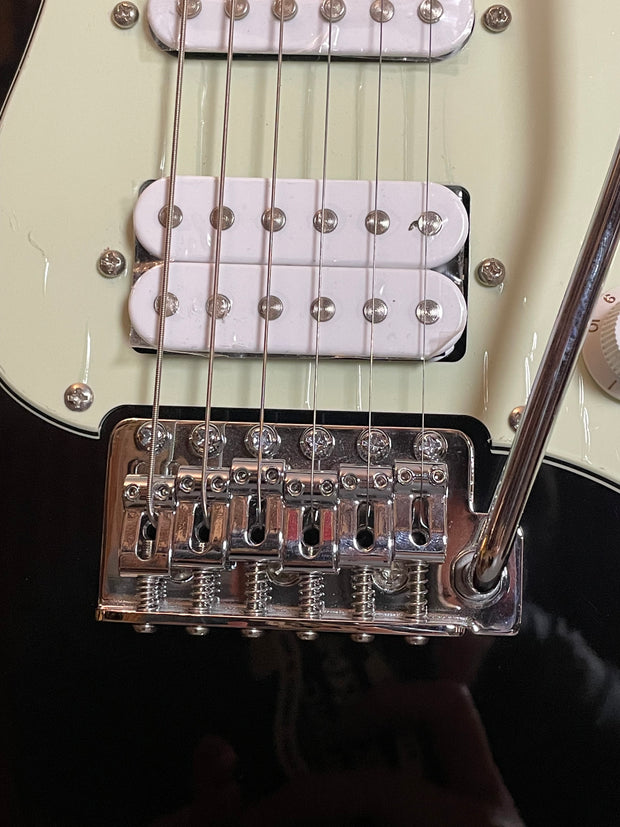 Ibanez AZES40-BK AZ Essentials E-Gitarre