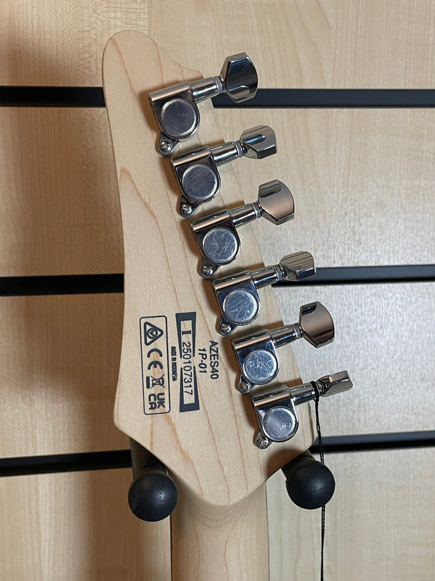 Ibanez AZES40-BK AZ Essentials E-Gitarre