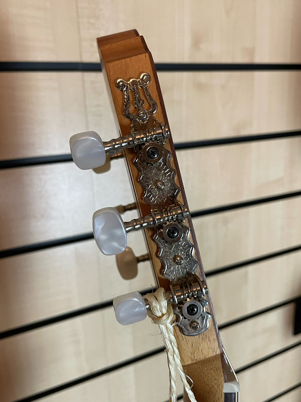 Volt Sevilla 1267 KG-6000 (7/8) Open-Pore Klassikgitarre