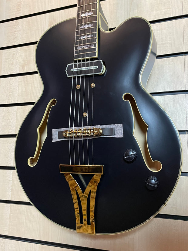 Ibanez PM3C-BKL Pat Metheny Signature E-Gitarre