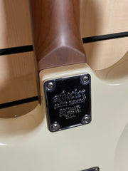 Schecter Nick Johnston Traditional HSS Atomic Snow E-Gitarre B-Ware