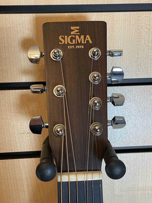 Sigma DM7E 7-Saiter Westerngitarre