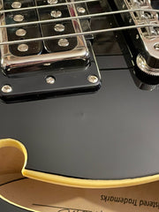 Duesenberg Starplayer TV DLX Radiator Tremola Schwarz E-Gitarre B-Ware