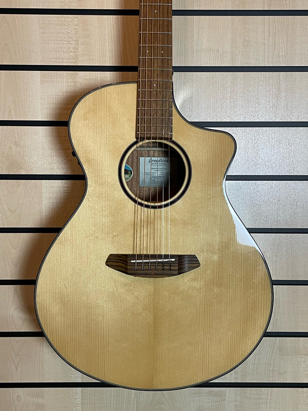 Breedlove Discovery S Concert CE NT Westerngitarre