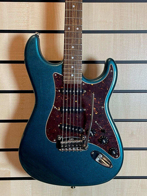G&L Legacy SSS CR EMB E-Gitarre