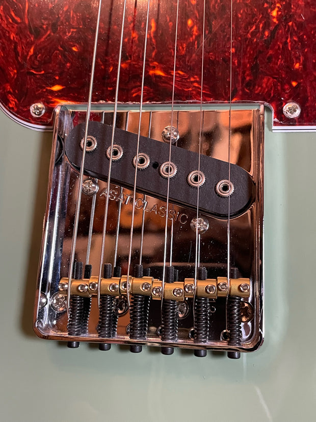 G&L Fullerton Deluxe Asat Classic Bluesboy CR TEA E-Gitarre