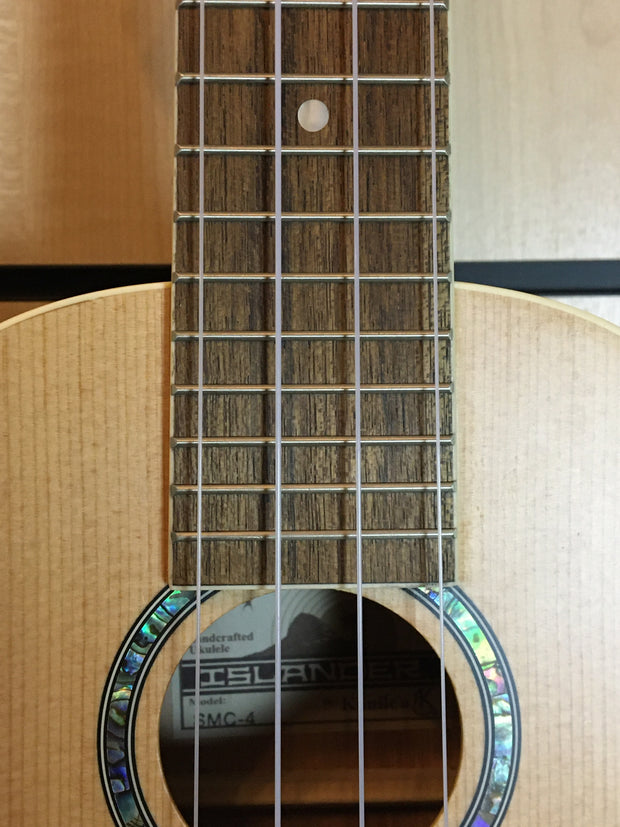 Islander SMC-4 Fichte Mahagoni Concert Ukulele
