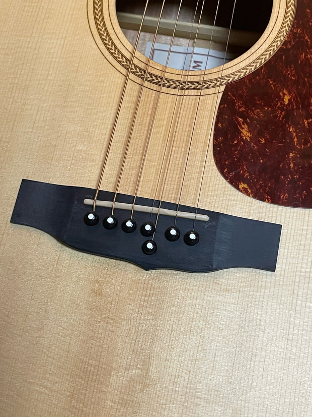 Sigma DM7E 7-Saiter Westerngitarre