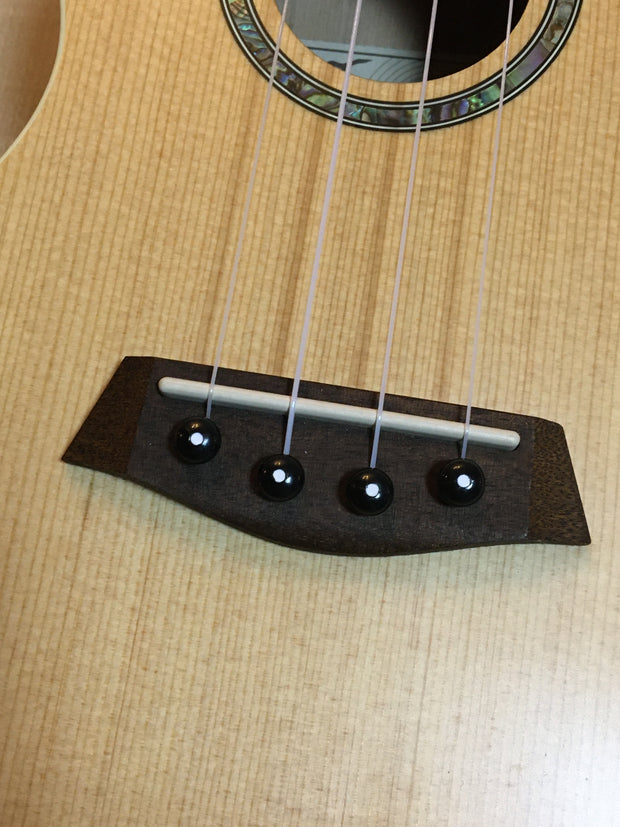 Islander SMC-4 Fichte Mahagoni Concert Ukulele