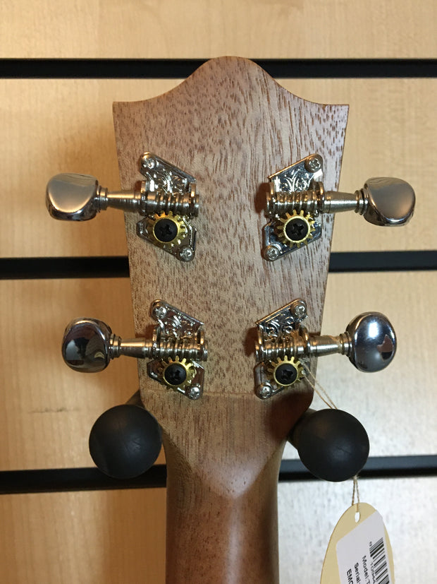 Tanglewood TUJ-2 CE Exotic Java Series Pickup Concert Ukulele