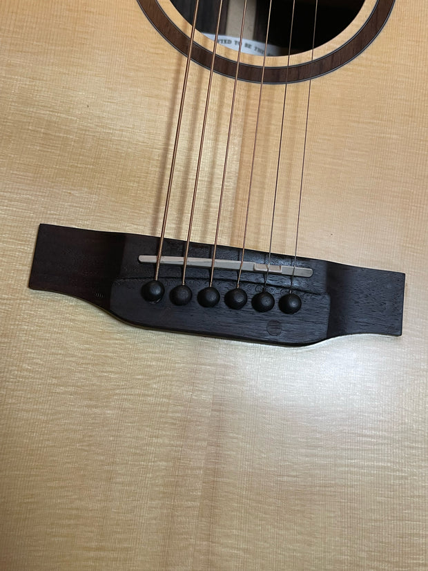 Crafter Big Mino Macassar NS Westerngitarre